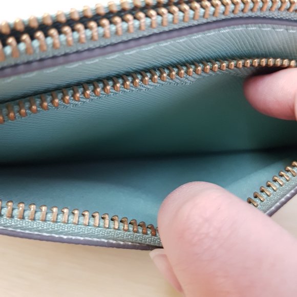 Love & Lore Thin Wristlet - Picture 9 of 9